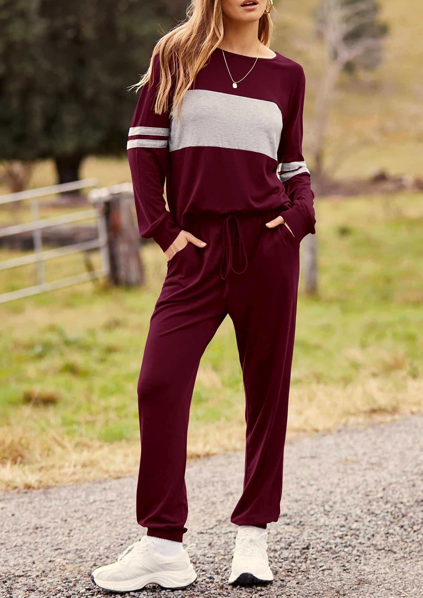 Women's Color Block 2 Piece Spring Tracksuit Crewneck Long Sleeve Tops Long Sweatpants Outfits Lounge Sets