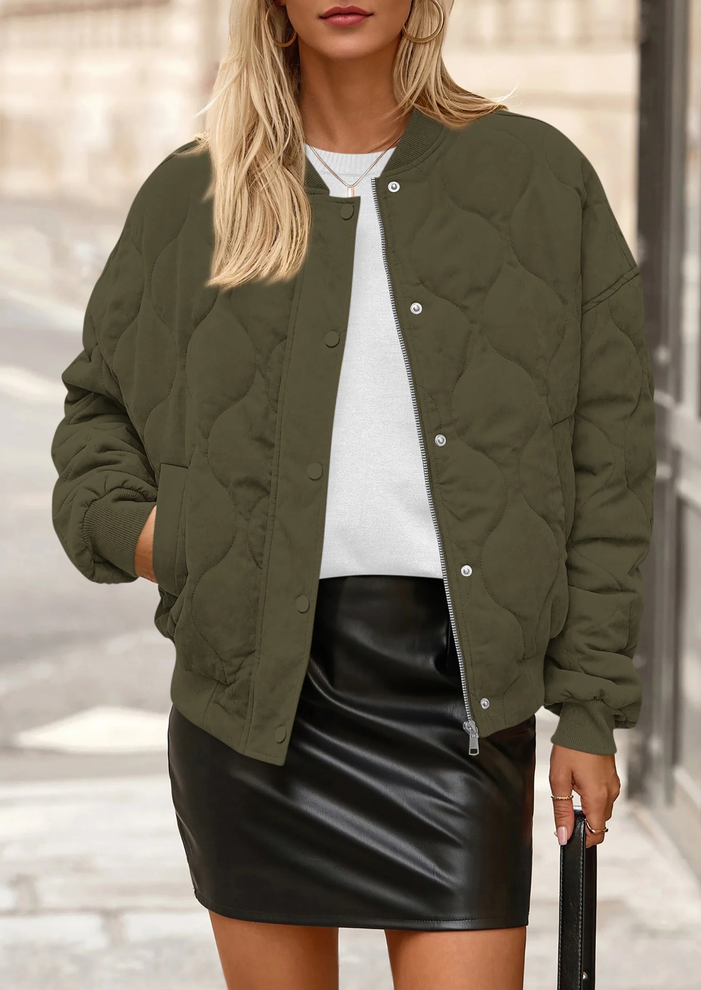 Women's Quilted Bomber Jacket Fall Fashion Lightweight Cropped Zip up Outerwear Winter Puffer Coats Pockets