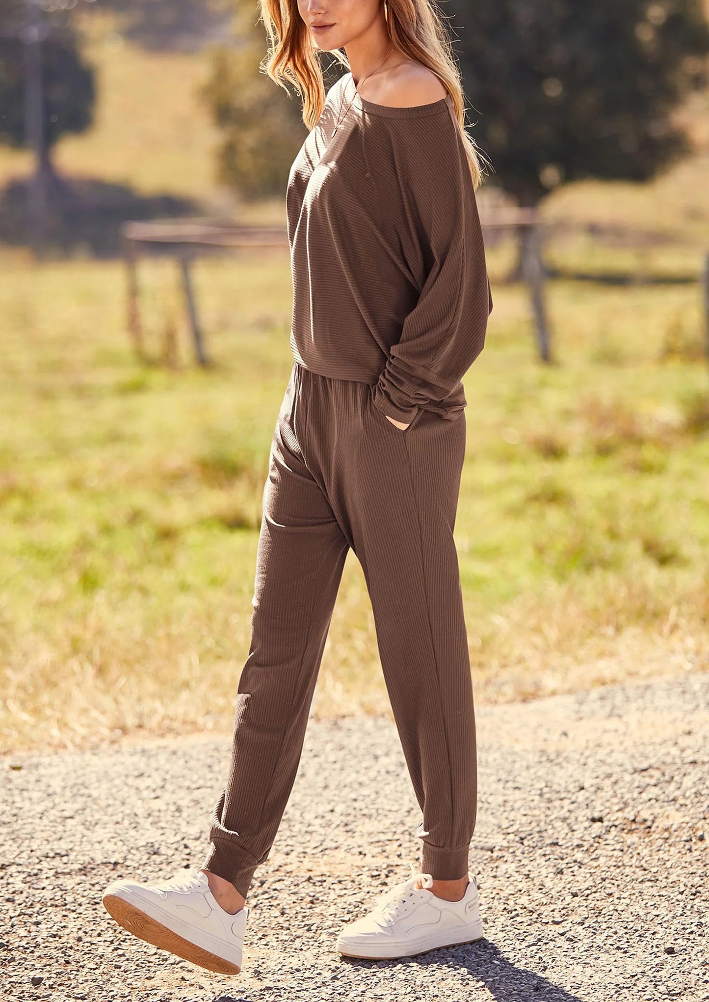 Women's Fall 2 Piece Lounge Set Long Sleeve Tops Ribbed Pants Spring Matching Sweatsuit Travel Outfits Clothes