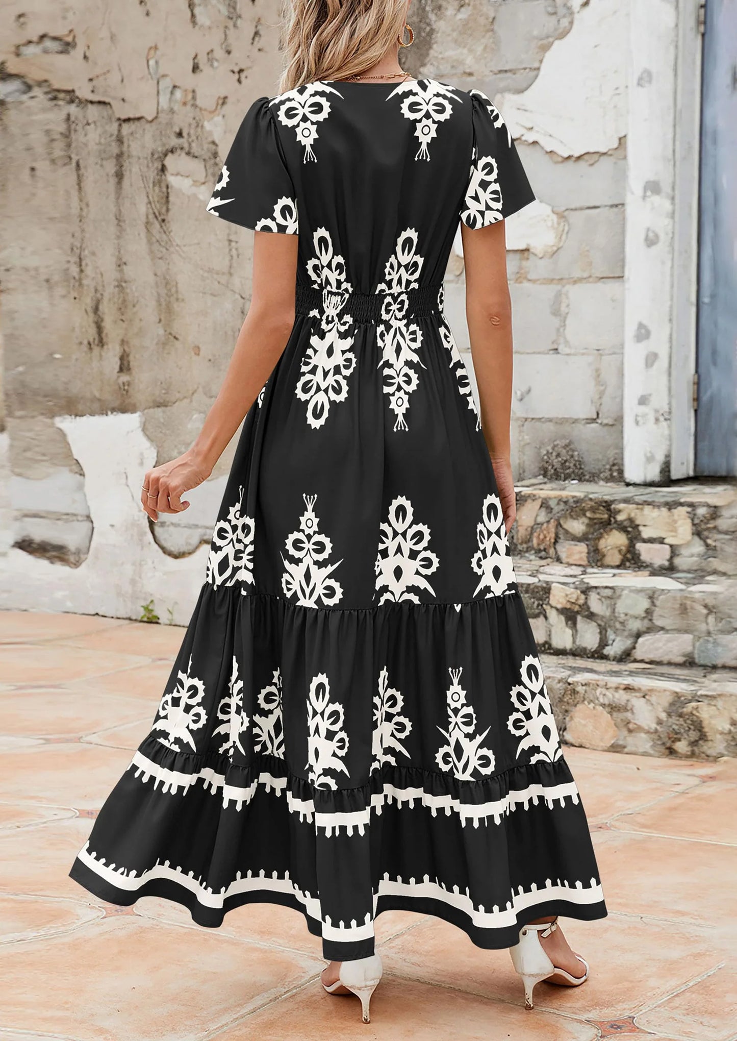 Womens Casual V Neck Boho Maxi Dress Flowy Aline Bell Sleeve Tiered Floral Dresses with Pocket