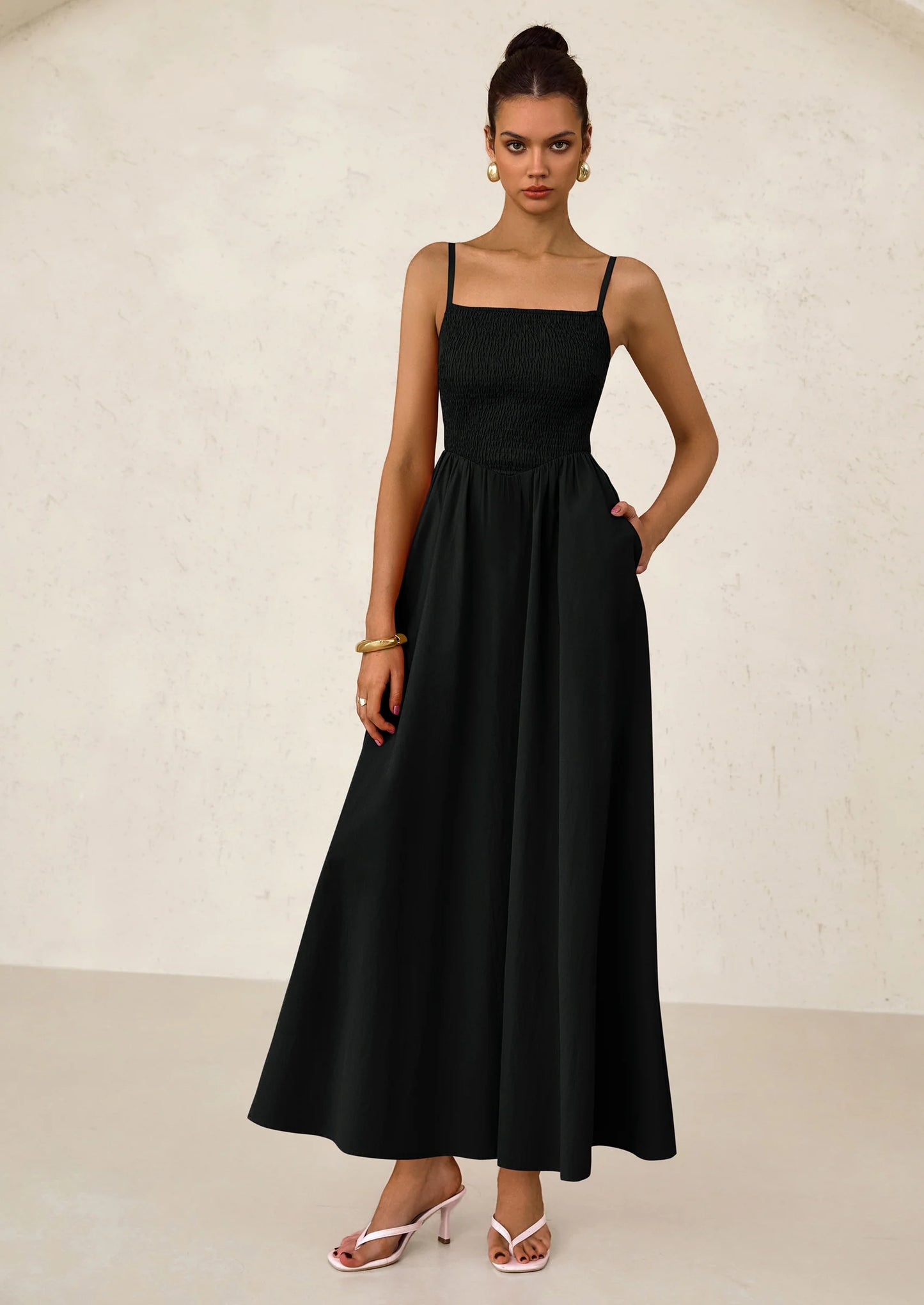 Women's Smocked Maxi Dresses Beach Sundress Casual Spaghetti Strap Swing A Line Long Flowy Dress