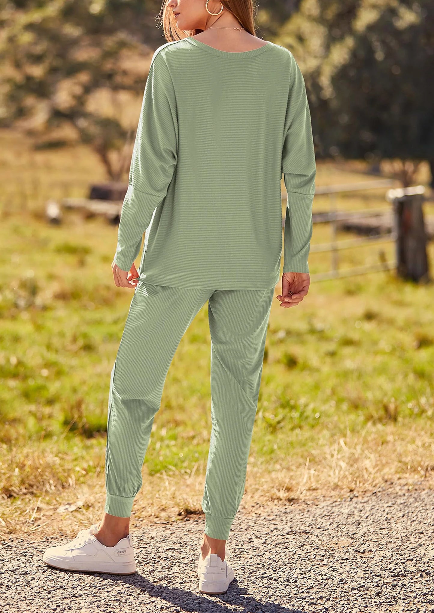 Women's Fall 2 Piece Lounge Set Long Sleeve Tops Ribbed Pants Spring Matching Sweatsuit Travel Outfits Clothes