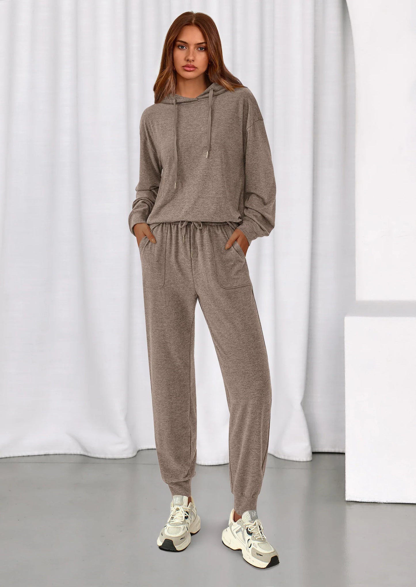 Women's Two Piece Outfits Sweatsuits Lounge Sets Hoodies Sweatshirt Joggers Sweatpants Fall Fashion Clothes