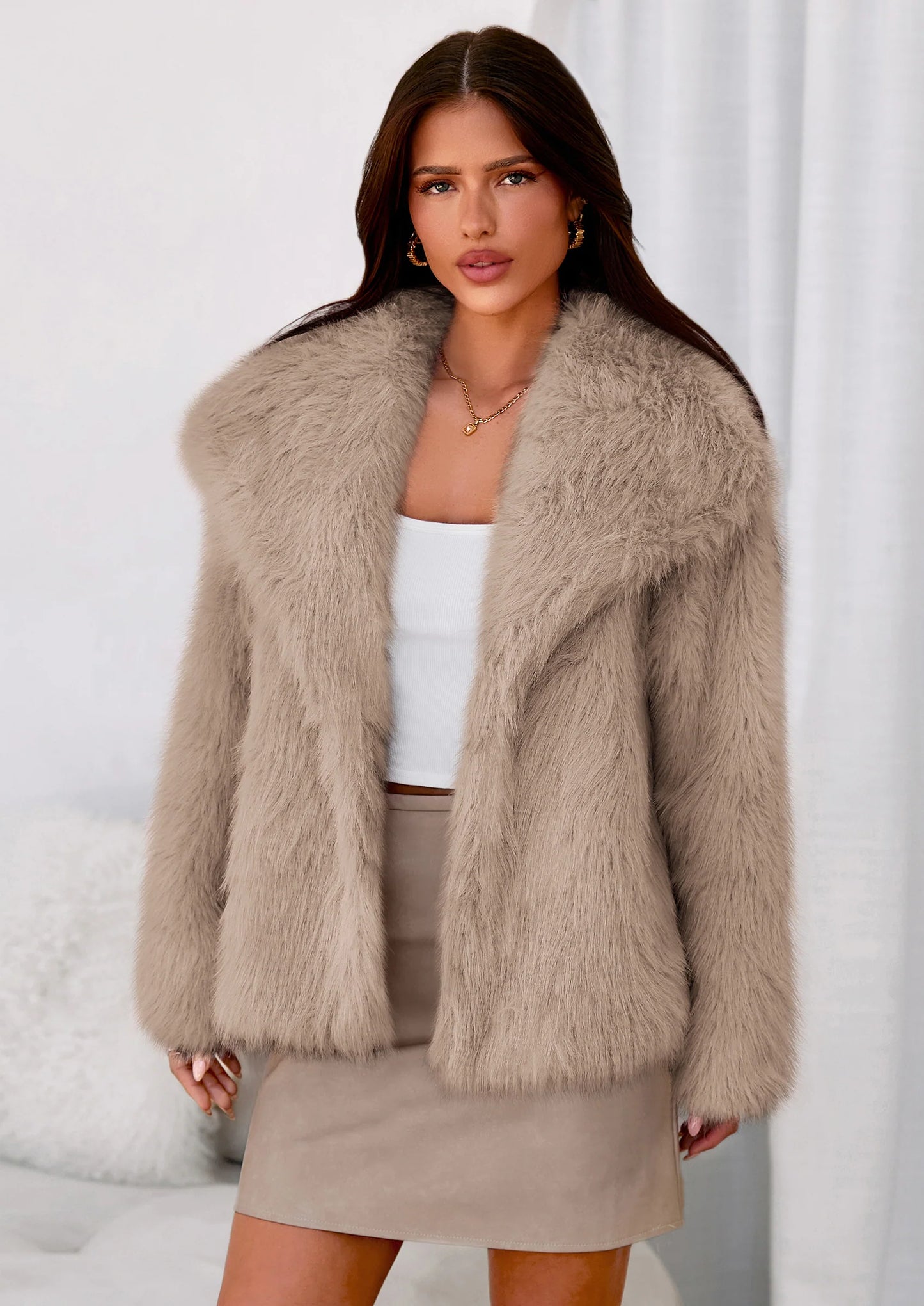 Womens Winter Coats Trendy Long Sleeve Furry Faux Fur Jackets Button Lapel Warm Fall Outwear with Pockets