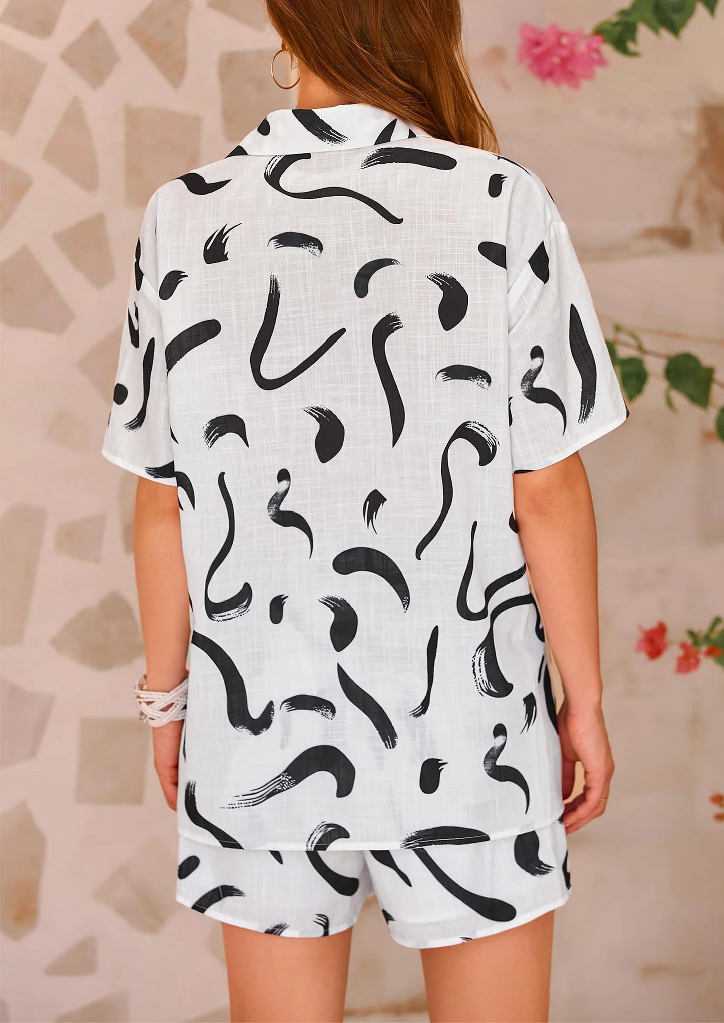 Women Summer 2 Piece Sets Printed Short Sleeve Tops Lounge Shorts Beach Vacation Outfits
